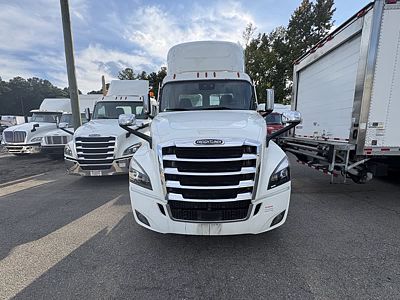 2021 Freightliner NEW CASCADIA PX12664