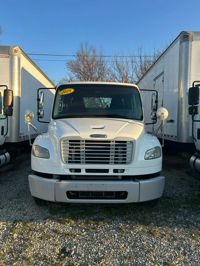 2018 Freightliner M2 106