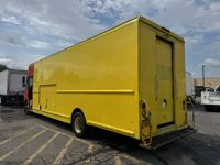 2017 Freightliner MT55