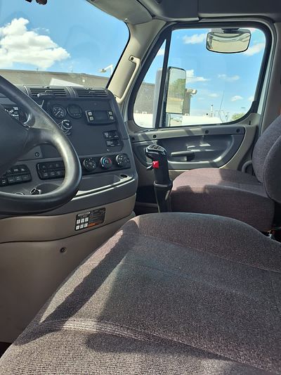 2019 Freightliner CASCADIA 125