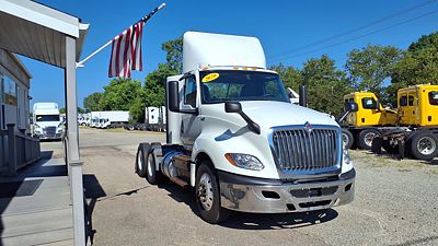 2020 International LT625