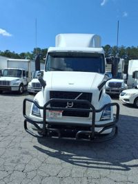 2020 Volvo VNR64T-640