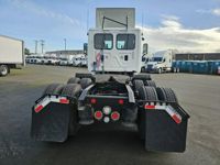 2016 Freightliner CASCADIA 125