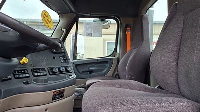 2020 Freightliner CASCADIA 125