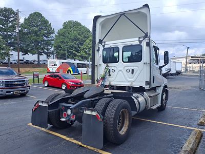 2023 Freightliner CASCADIA PX12642ST