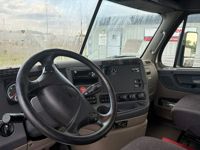 2019 Freightliner CASCADIA 125