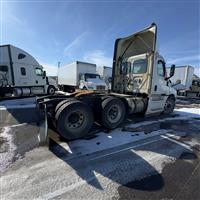 2021 Freightliner NEW CASCADIA PX12664