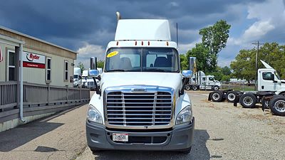 2019 Freightliner CASCADIA 125