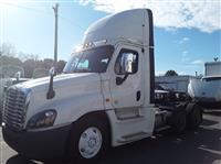 2018 Freightliner CASCADIA 125