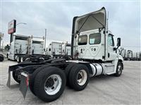 2020 Freightliner CASCADIA 125