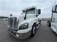 2017 Freightliner CASCADIA 125