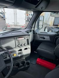 2018 Freightliner NEW CASCADIA PX12664