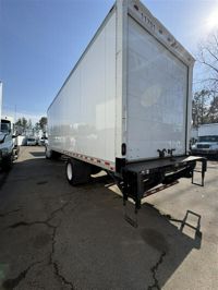 2020 Freightliner M2 106