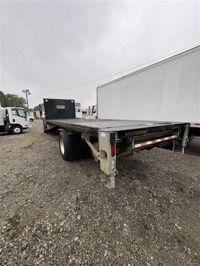 2017 Freightliner M2 106