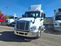 2018 Freightliner CASCADIA 125