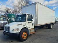 2018 Freightliner M2 106