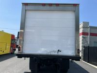 2018 Freightliner M2 106