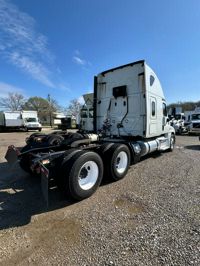 2020 Freightliner CASCADIA 125