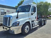 2020 Freightliner CASCADIA 125