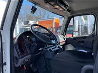 2020 Freightliner M2 106