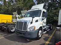 2015 Freightliner CASCADIA 113