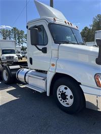 2019 Freightliner CASCADIA 125