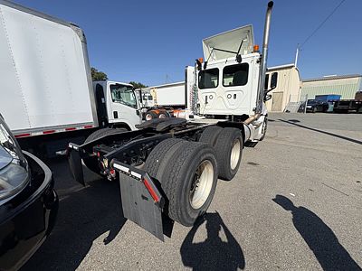 2021 Freightliner NEW CASCADIA PX12664