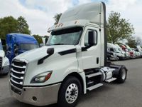 2019 Freightliner NEW CASCADIA 126