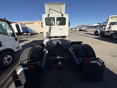 2020 Freightliner NEW CASCADIA 126