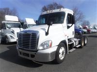 2015 Freightliner CASCADIA 125