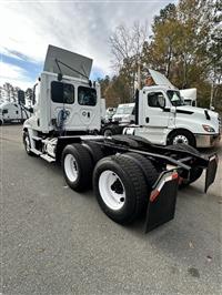 2020 Freightliner CASCADIA 125