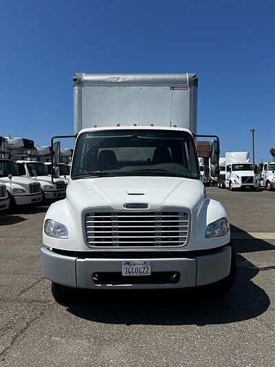 2021 Freightliner M2 106