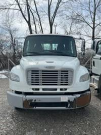 2018 Freightliner M2 106