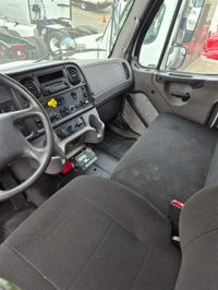 2017 Freightliner M2 106