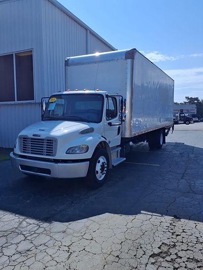 2018 Freightliner M2 106