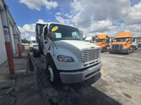 2020 Freightliner M2 106