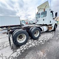 2016 Freightliner CASCADIA 125