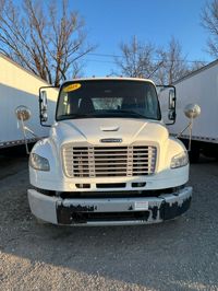2018 Freightliner M2 106