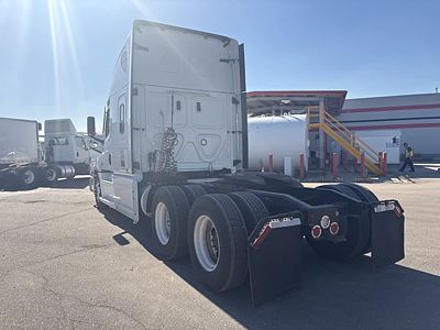 2022 Freightliner NEW CASCADIA PX12664