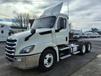 2020 Freightliner NEW CASCADIA PX12664