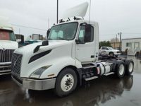 2019 Volvo VNL64T-300
