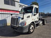 2016 Freightliner CASCADIA 113