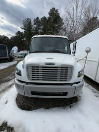 2015 Freightliner M2 106