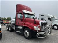 2017 Freightliner CASCADIA 125