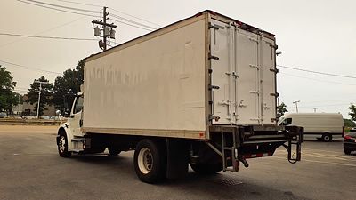 2019 Freightliner M2 106