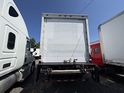 2017 Freightliner M2 106