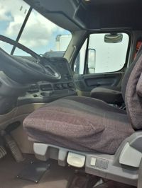 2016 Freightliner CASCADIA 125