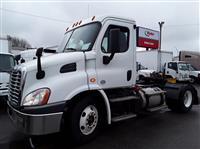 2016 Freightliner CASCADIA 113