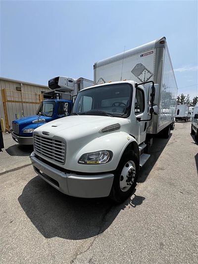 2019 Freightliner M2 106