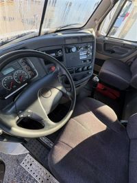 2018 Freightliner CASCADIA 125